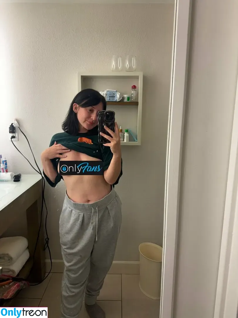 ladyhaleth голая photo #0168 (ladyhalethhh)