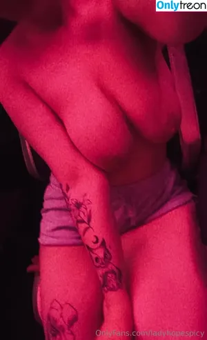Ladyhope / lady.hope.twitch / ladyhopespicy фото голая #0005