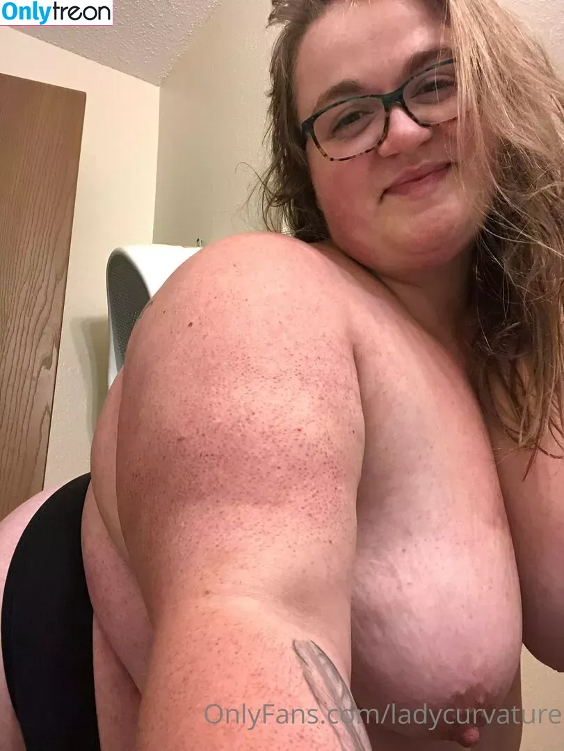 ladykeepsherlegsopen nude photo #0025 (_pancakeprincess_)