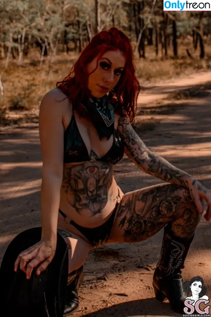 Ladylucifer666 nude photo #0026 (ladylucifer666official)
