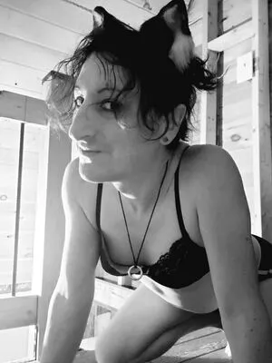 ladymoonbeam / ladymoonbeamband nude photo #0029