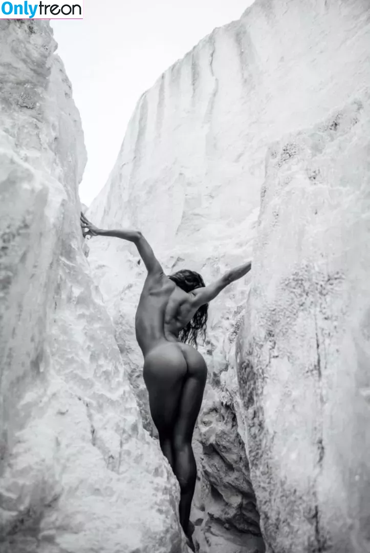 Laetitia Bouffard Roupe голая photo #0066 (laetitia_channel_model / laetitia_model / laetitiamodel)