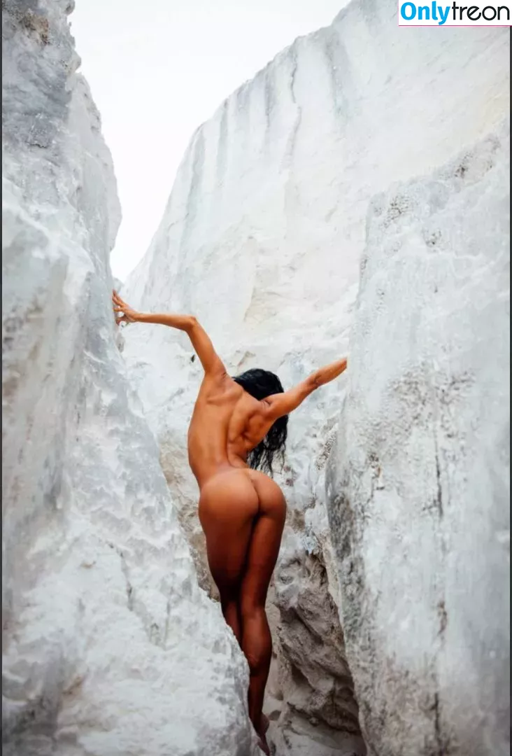 Laetitia Bouffard Roupe голая photo #0067 (laetitia_channel_model / laetitia_model / laetitiamodel)