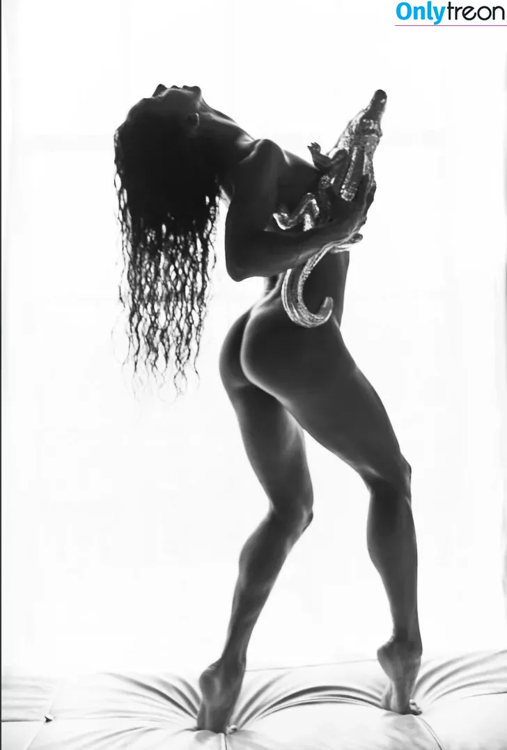 Laetitia Bouffard Roupe голая photo #0069 (laetitia_channel_model / laetitia_model / laetitiamodel)