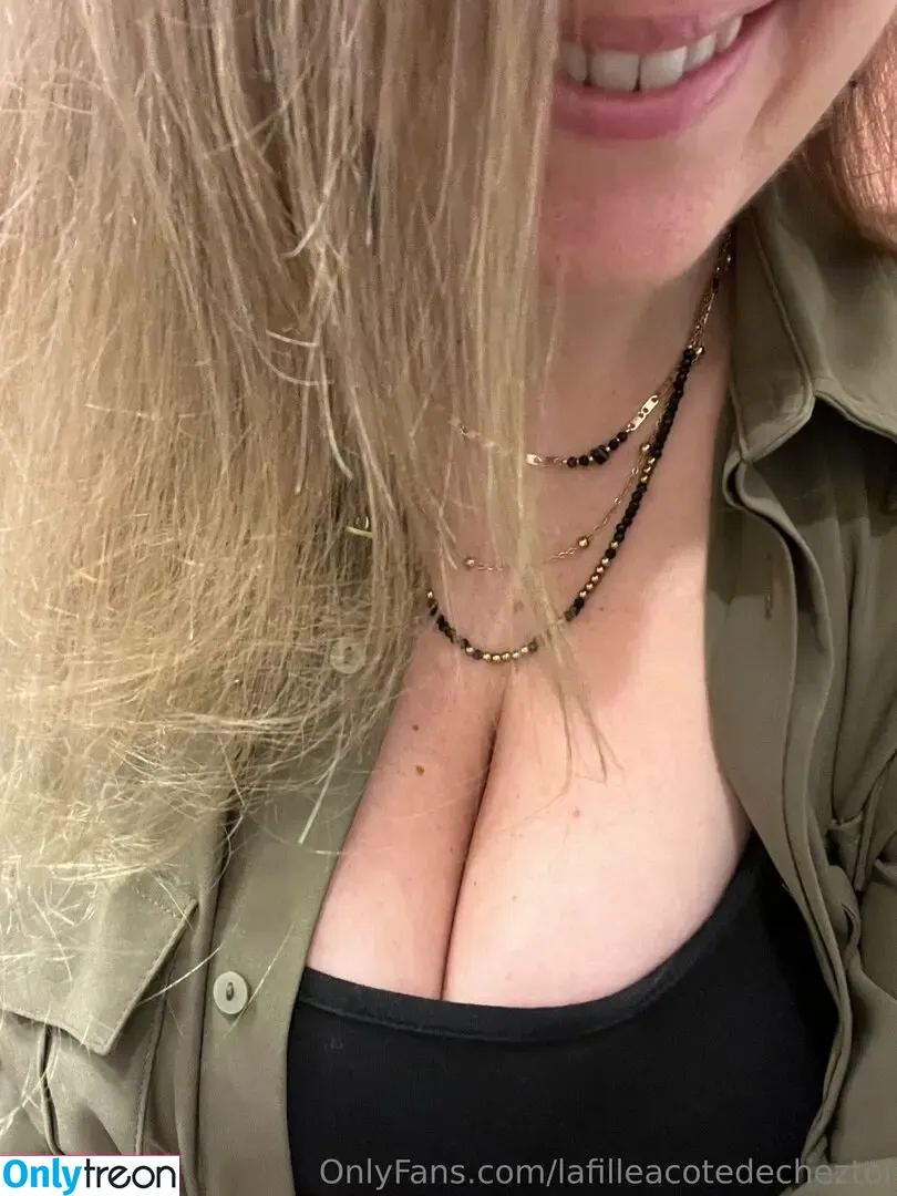 lafilleacotedecheztoi nude photo #0058 (lafilleacotedecheztoi)