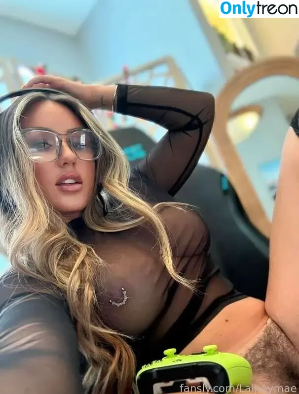 laineymae6.7 nude photo #0057 (laineymae6.7)