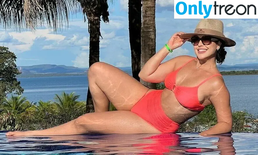 Laís Caldas nude photo #0035 (dra.laiscaldass / laiscarolinadias)