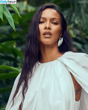 Lais Ribeiro / Lalaribeiro16 / girib / laisribeiro nude photo #0390