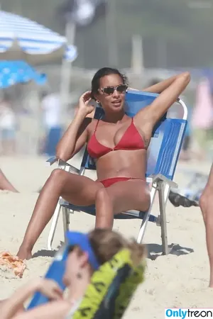 Lais Ribeiro / Lalaribeiro16 / girib / laisribeiro nude photo #0455