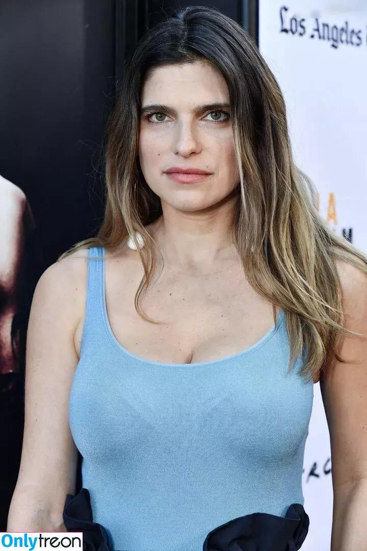 Lake Bell голая photo #0359 (jessbelll1 / lakebell)