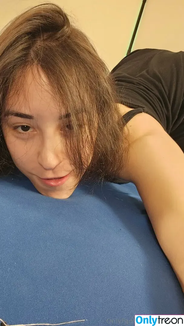 laliwhite nude photo #0021 (laliwhite)