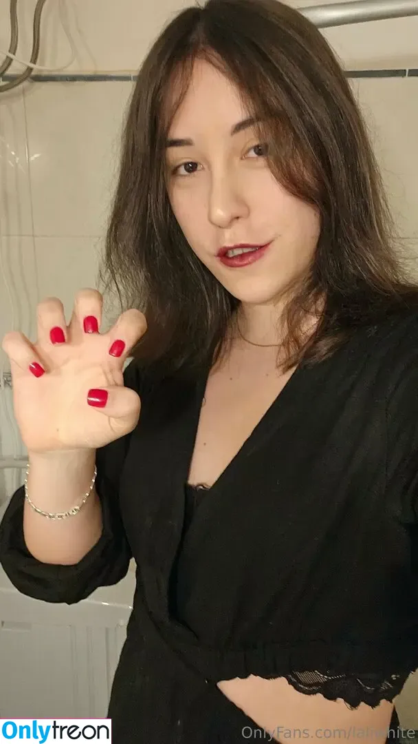 laliwhite nude photo #0062 (laliwhite)
