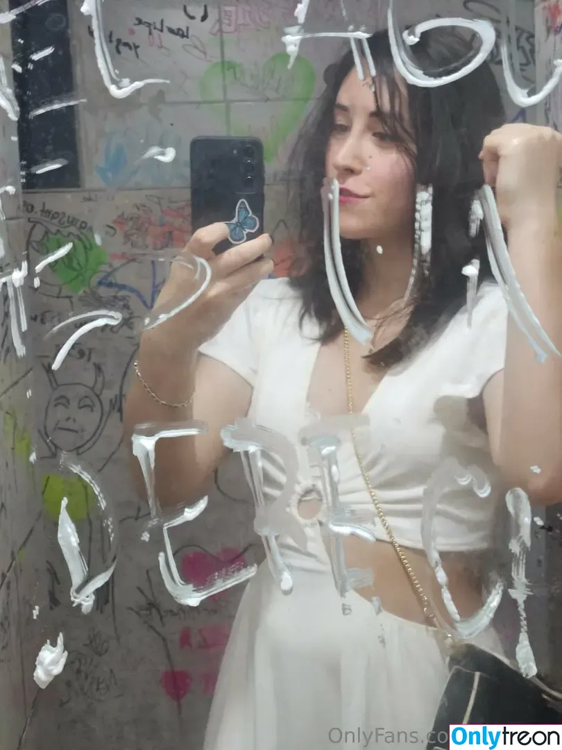 laliwhite nude photo #0071 (laliwhite)