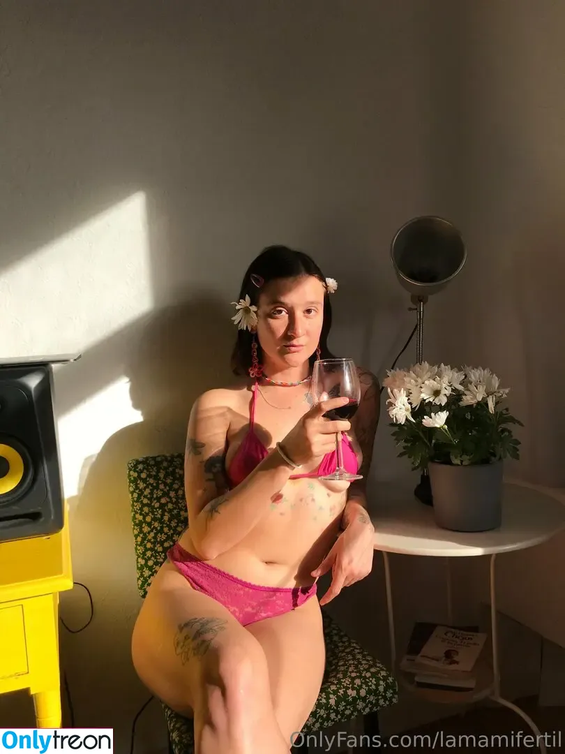 lamamifertil nude photo #0136 (malemiller_)