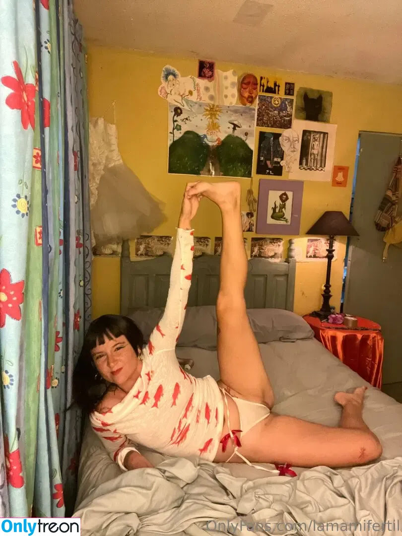 lamamifertil nude photo #0147 (malemiller_)