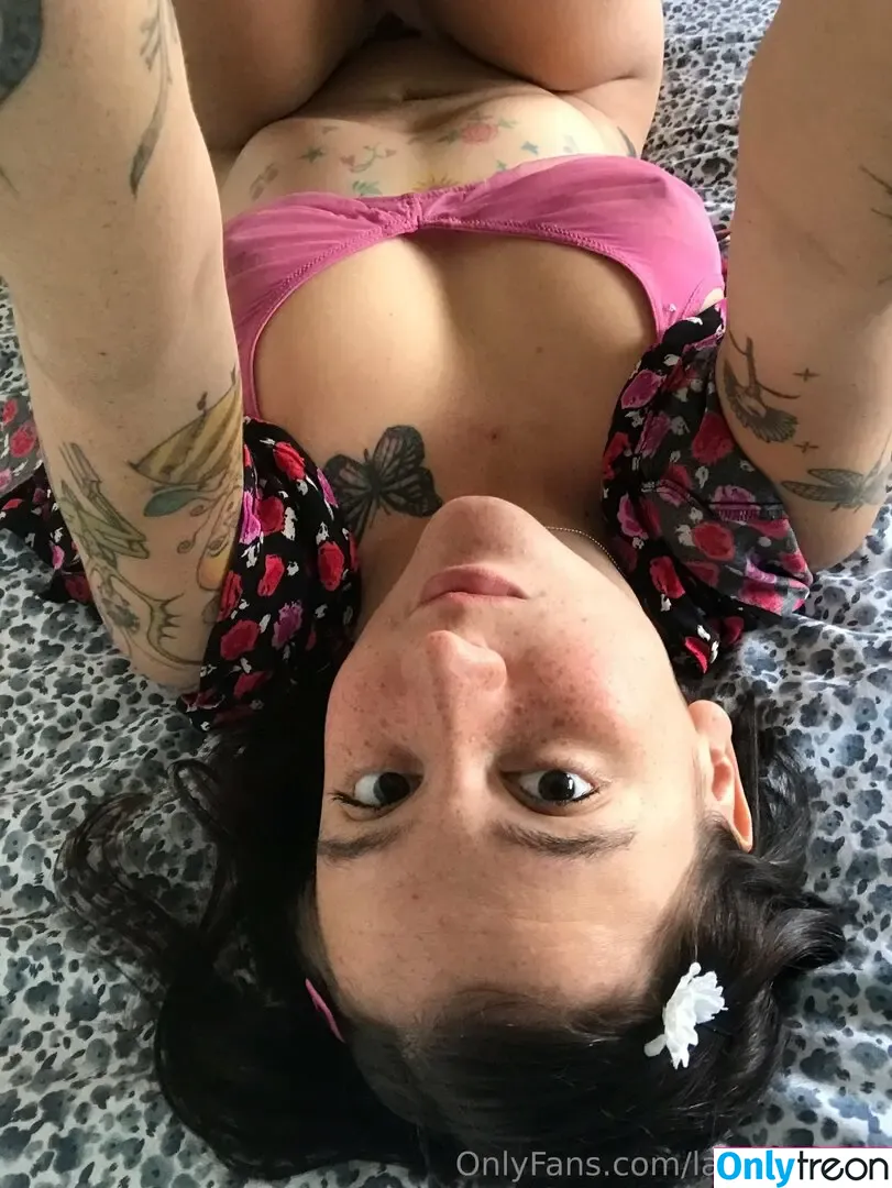 lamamifertil nude photo #0154 (malemiller_)