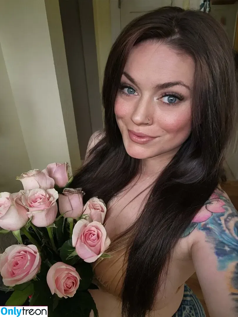 Lameassloser95 / Coolassloser95 nude photo #0012 (Lameassloser95)