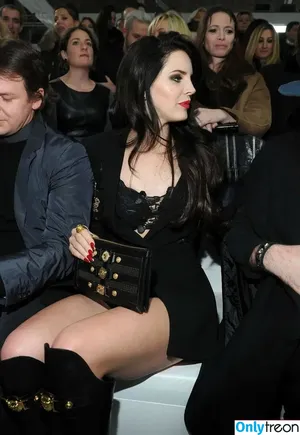 Lana Del Rey / lanadelrey / lanaraybabyx nude photo #0421