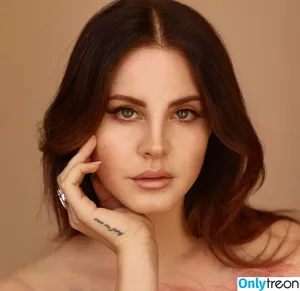Lana Del Rey / lanadelreypictures / lanaraybabyx nude photo #0613