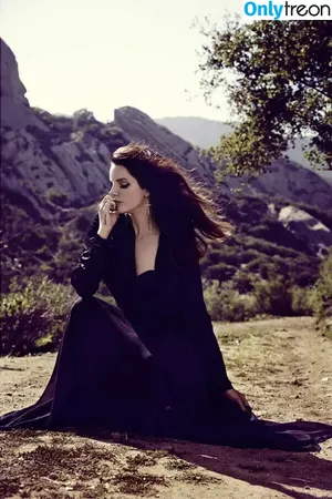 Lana Del Rey / lanadelreypictures / lanaraybabyx nude photo #0700