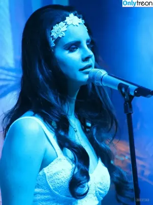 Lana Del Rey / lanadelreypictures / lanaraybabyx nude photo #0780
