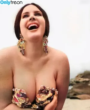 Lana Del Rey / lanadelreypictures / lanaraybabyx nude photo #0847