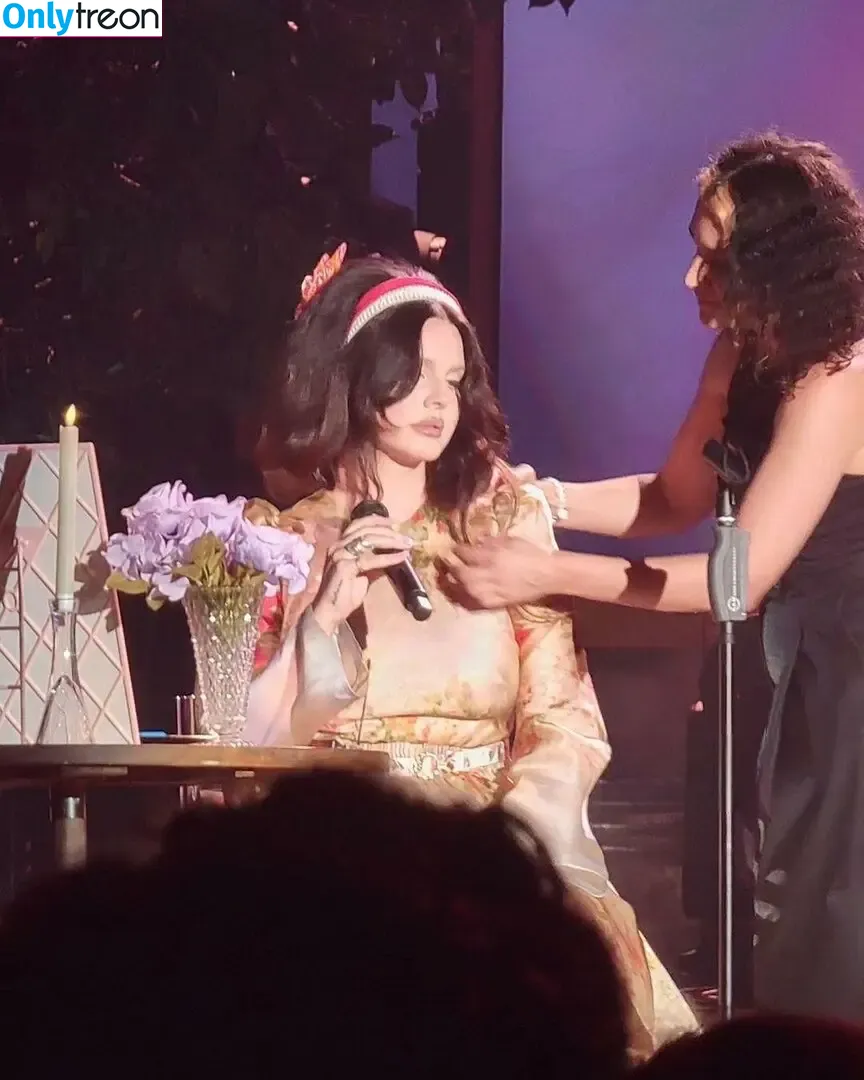Lana Del Rey nude photo #0507 (lanadelrey / lanaraybabyx)