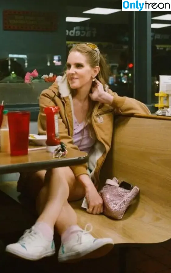 Lana Del Rey голая photo #0948 (lanadelreypictures / lanaraybabyx)