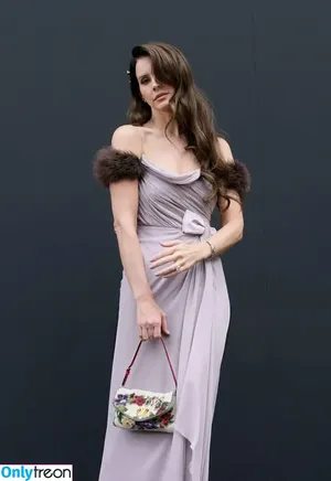 Lana Del Rey / lanadelreypictures / lanaraybabyx nude photo #1131