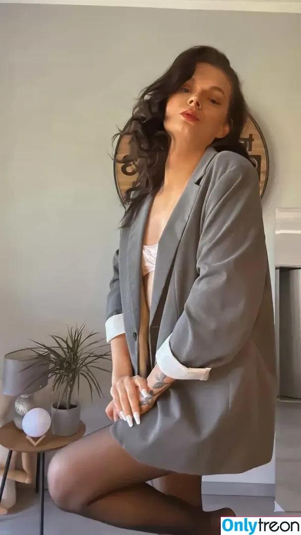 Lana Devone nude photo #0015 (daynadevon / transnnka)