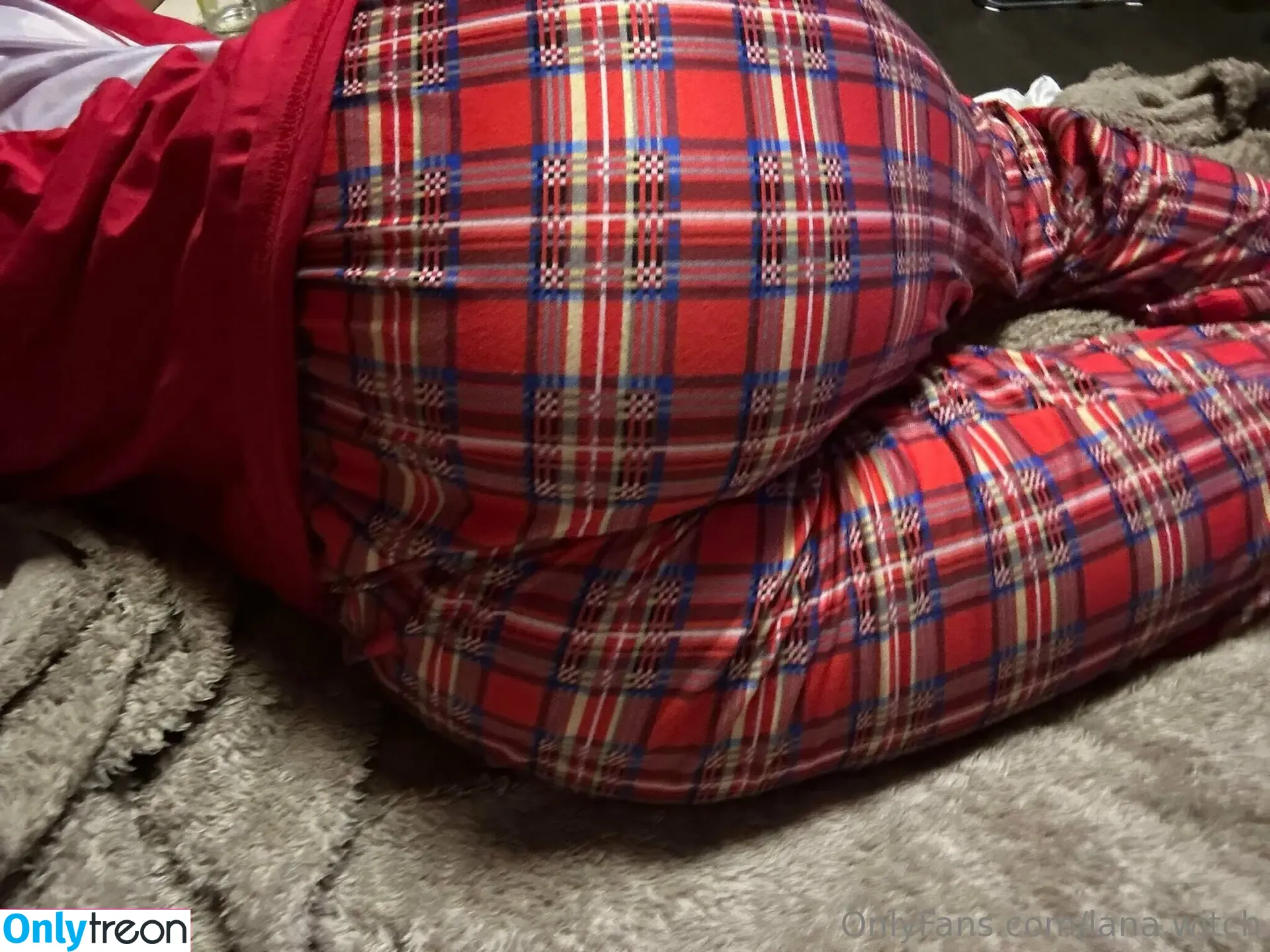 lana.witch nude photo #0005 (alunasteria)