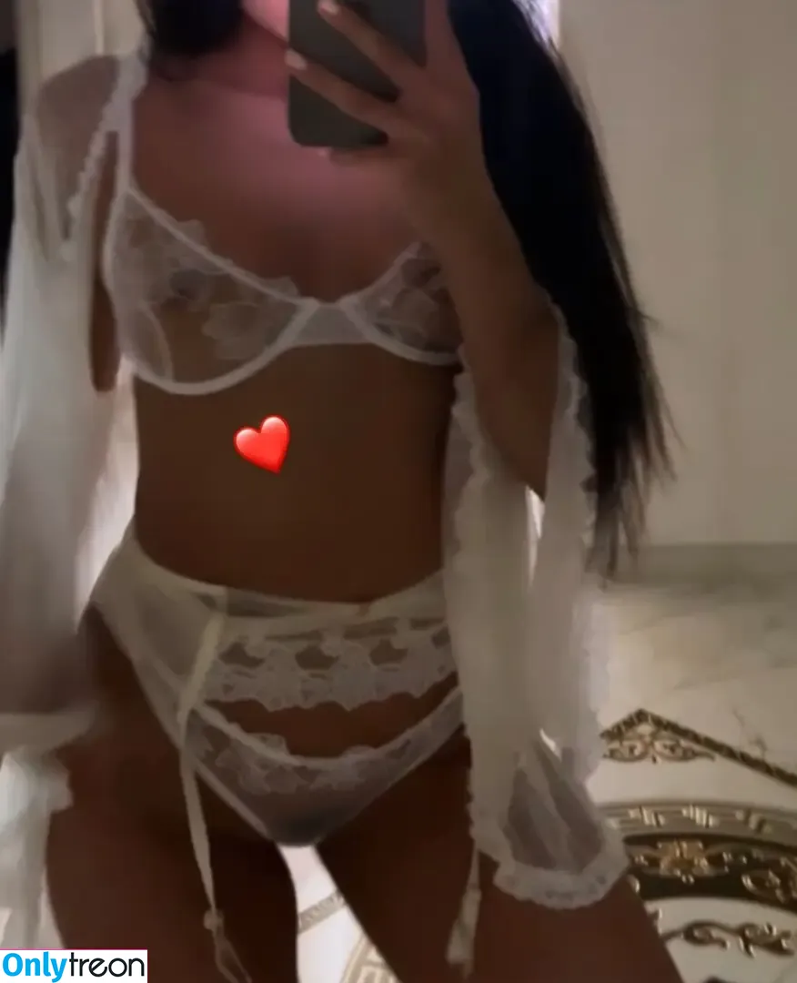 lanayan69 nude photo #0008 (lanayarian)