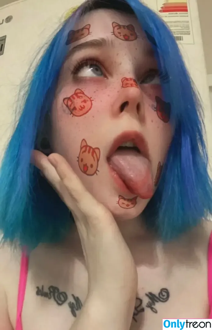 LaniFlufunny nude photo #0004 (LaniFlufunny)