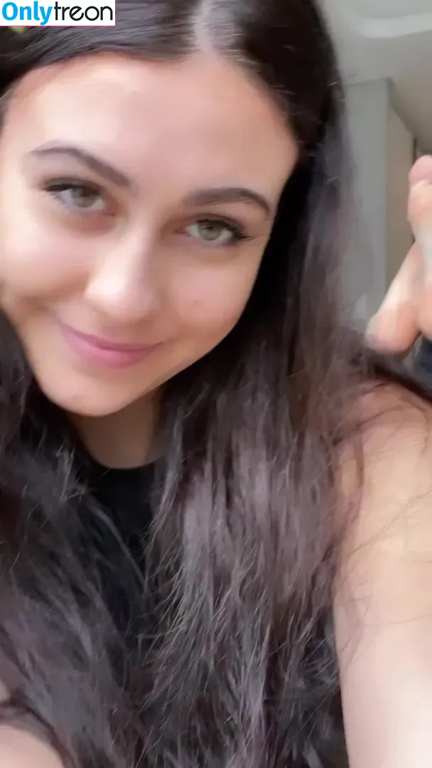 Lanzi nude photo #0127 (paulinasprettyfeet / x.lanzi / x_lanzi)