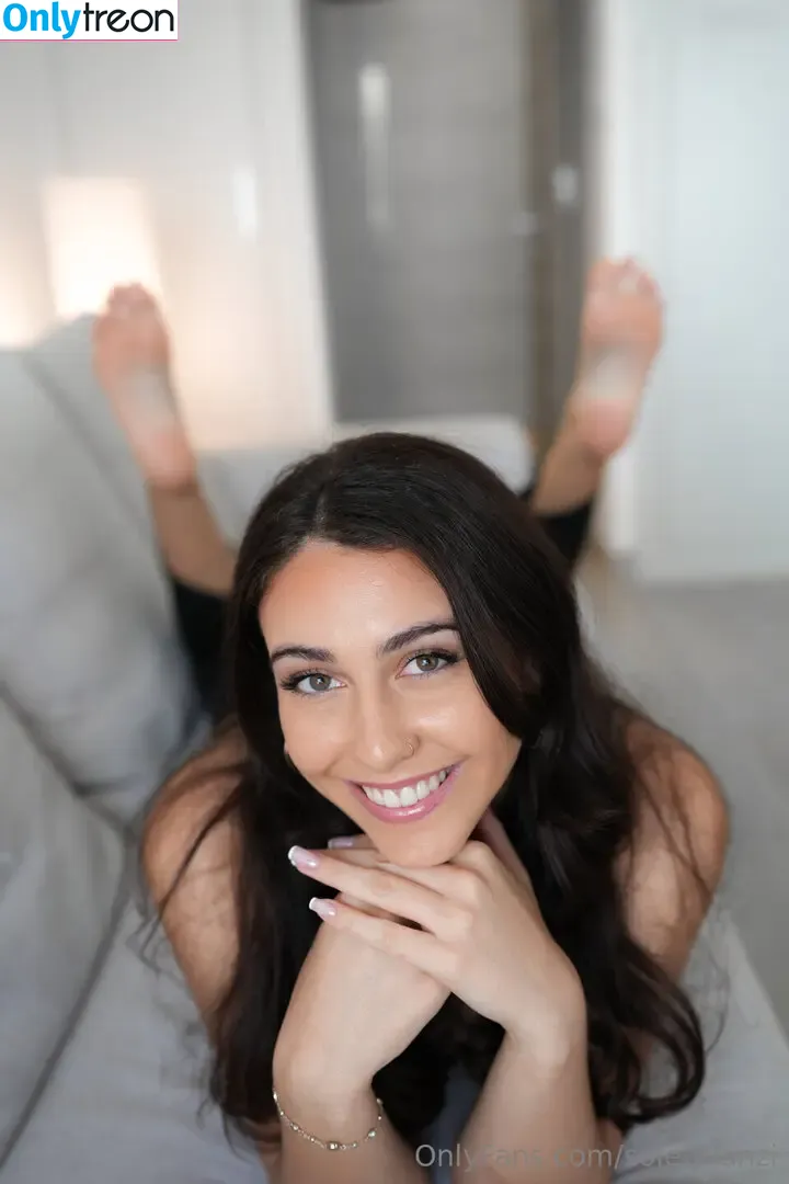 Lanzi nude photo #0437 (paulinasprettyfeet / x.lanzi / x_lanzi)