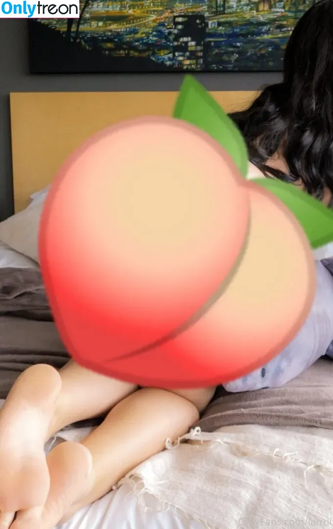 lanzii nude photo #0011 (x.lanzi)