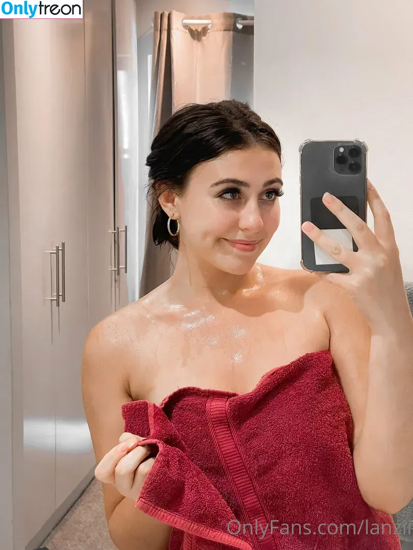 lanzii nude photo #0050 (x.lanzi)