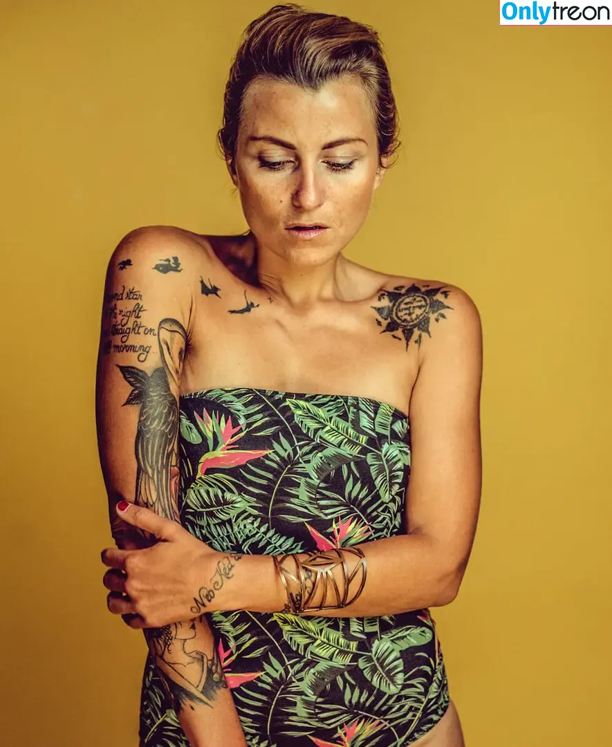 Lapis Lazuli / lapislazulimodel nude photo #0001 (lapislazulimodel / lapislazuliphotographie)