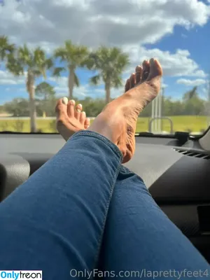 laprettyfeet4 / laprettyfeet5 фото голая #0046