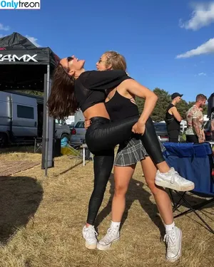 lara-emilia / laraemilia nude photo #0050