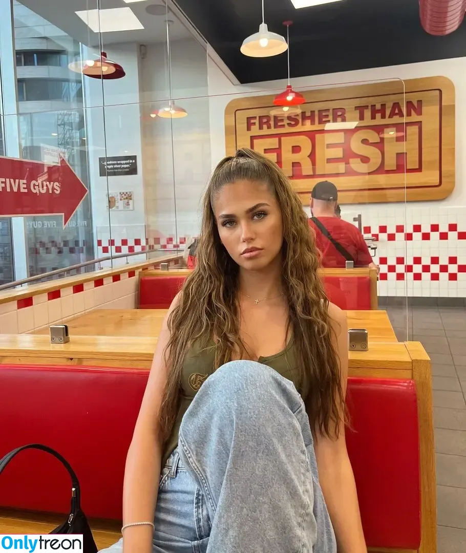 lara_giorr nude photo #0010 (lara_giorr)