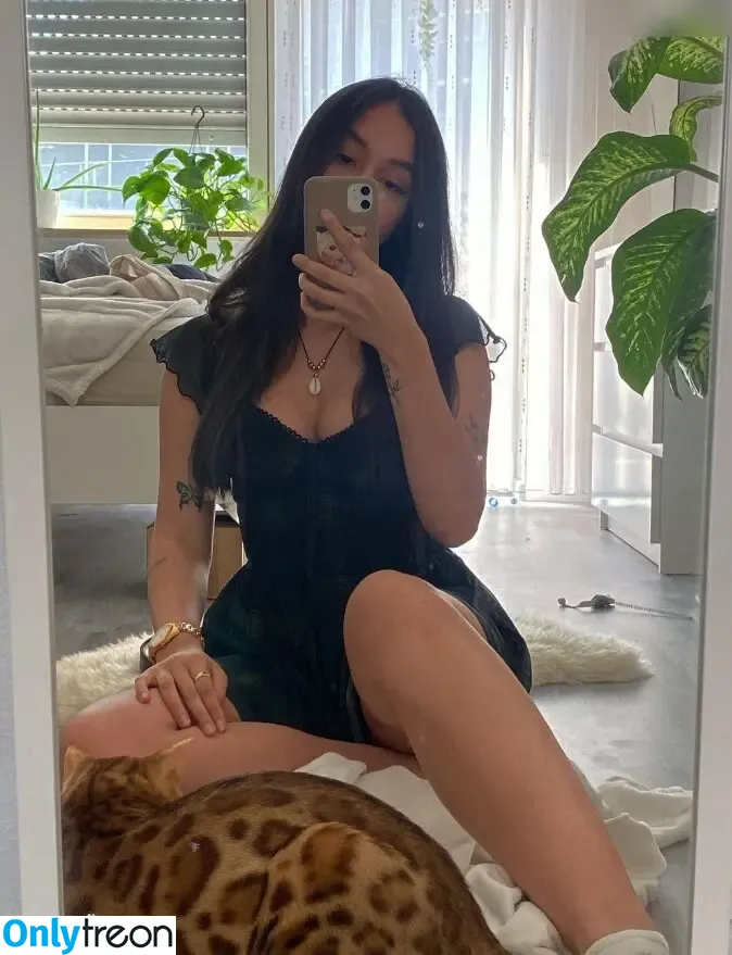 Lara Held nude photo #0002 (laraheldd)