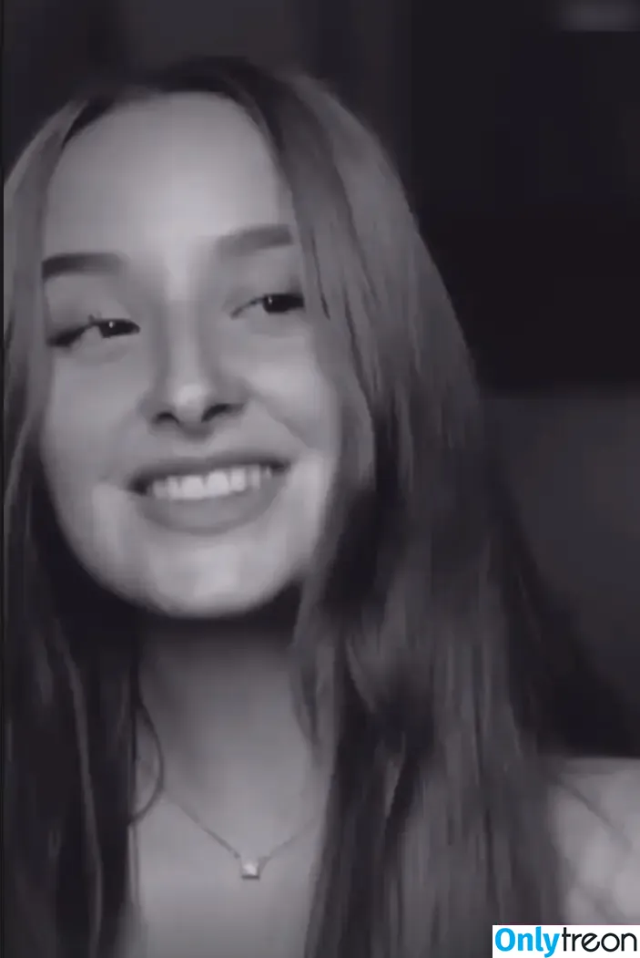 Lara_mde голая photo #0086 (Lara_mde)