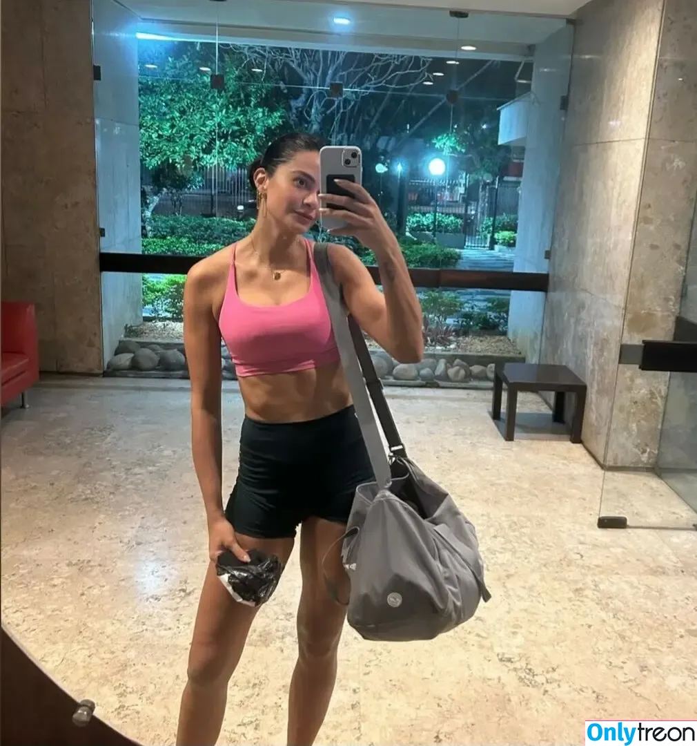 Lara Nobre nude photo #0145 (larinha_nobre)
