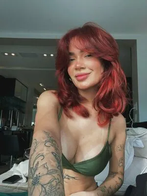 Lara Silva / laramoreira19 / larasilva nude photo #0087