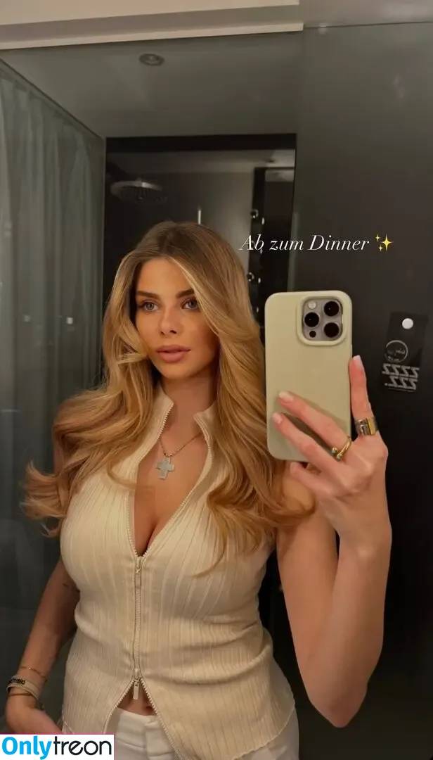 Larissa Neumann голая photo #0256 (tigerlariz)