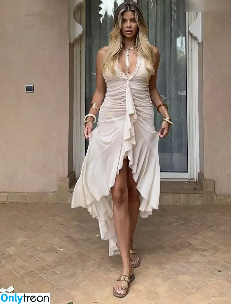 Larissa Neumann nude photo #0390 (tigerlariz)