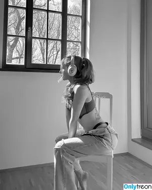 Larissa Opitz / rissii_ фото голая #0084
