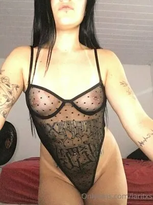Larissa Silva Laritxs / lari.larissasm / larissa15 nude photo #0162