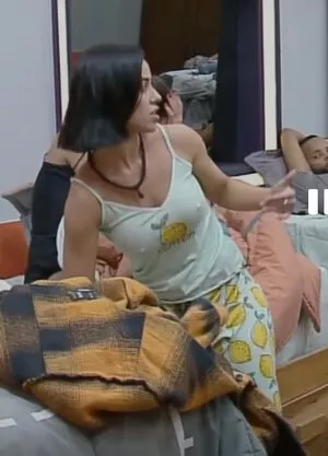 Larissa Tomásia / ex-bbb / larissatomasia фото голая #0148